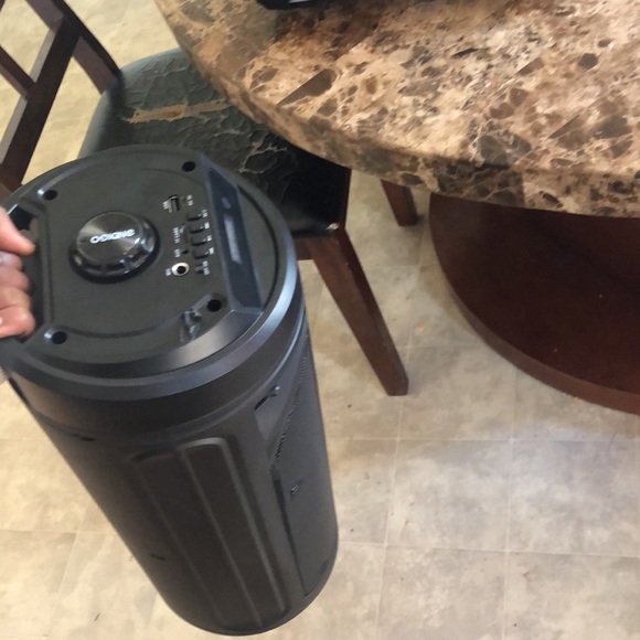 Great speaker Bluetooth - Picture 2 of 3